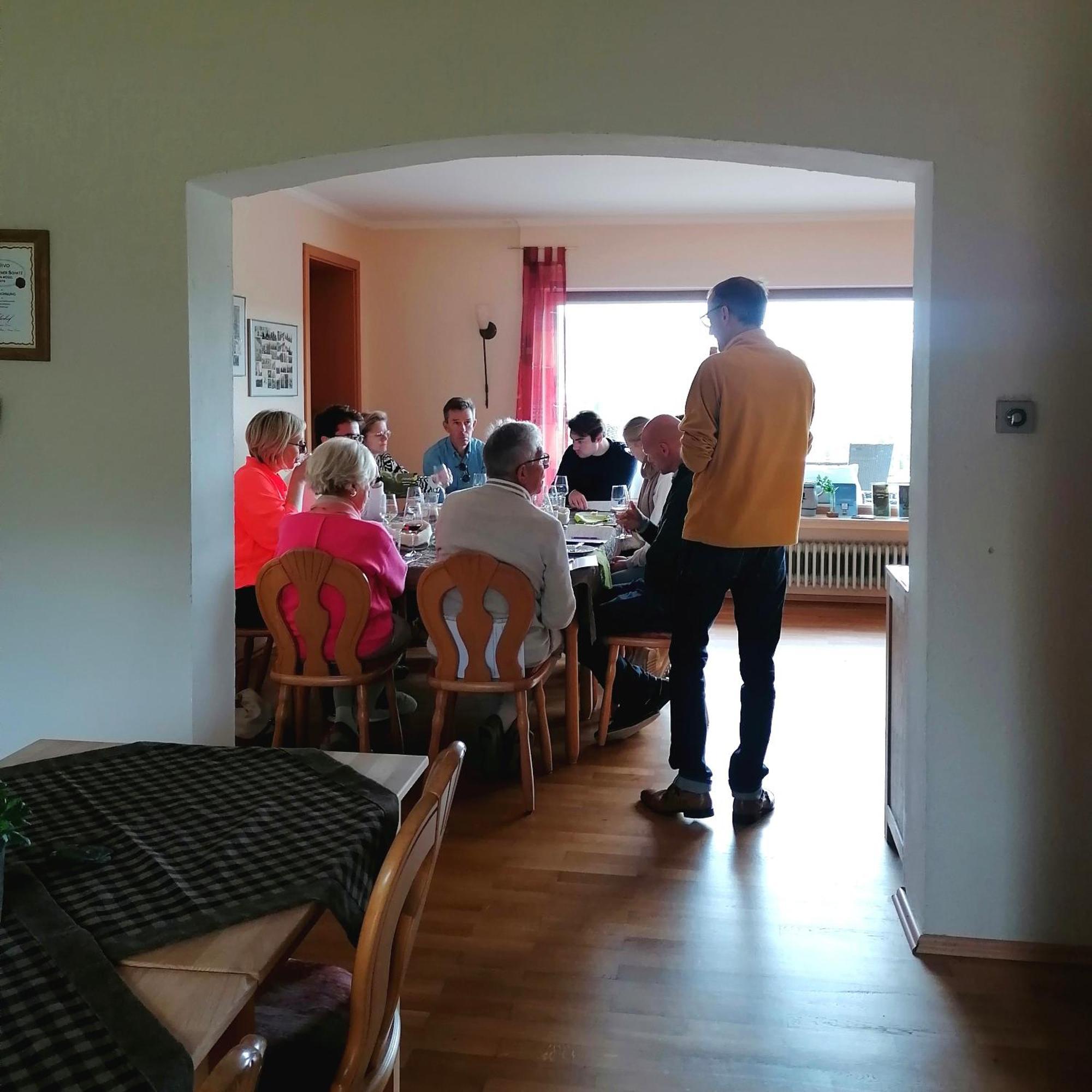 Weingut Tiliahof Acomodação com café da manhã Brauneberg Exterior foto